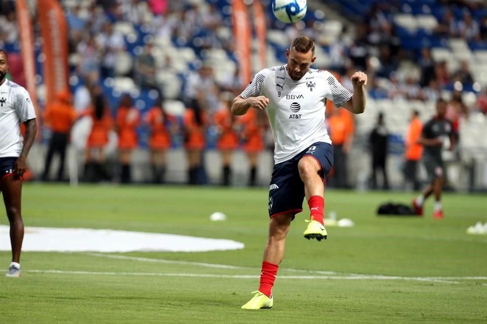 Janssen inició en la banca.