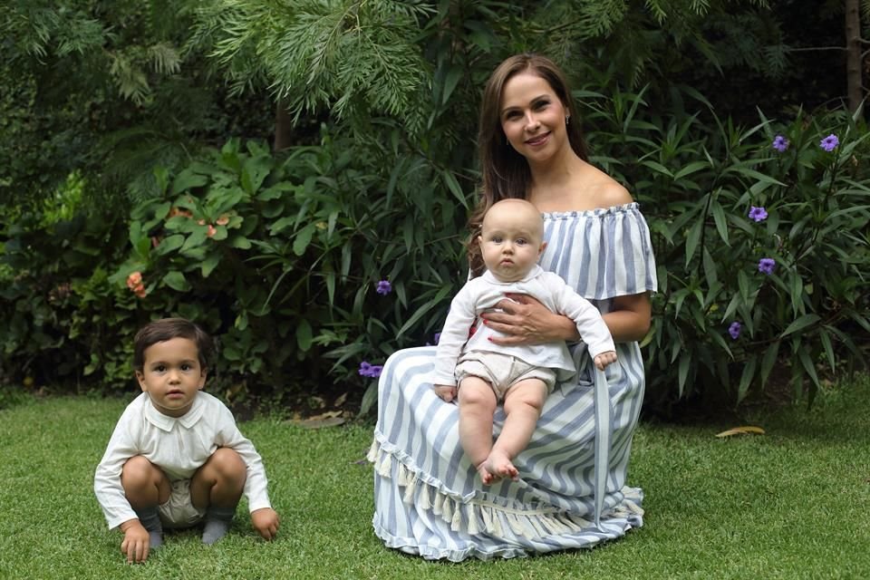 Luis Martínez Carillo, Patty Plasencia y Cristóbal Martínez Carillo
