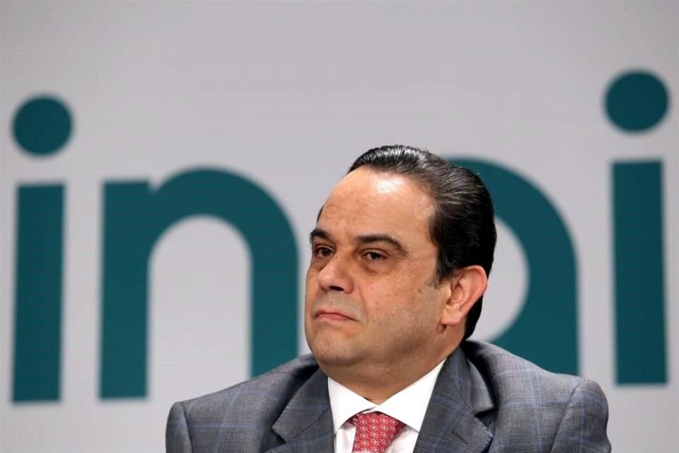Francisco Javier Acuña, comisionado presidente del INAI.
