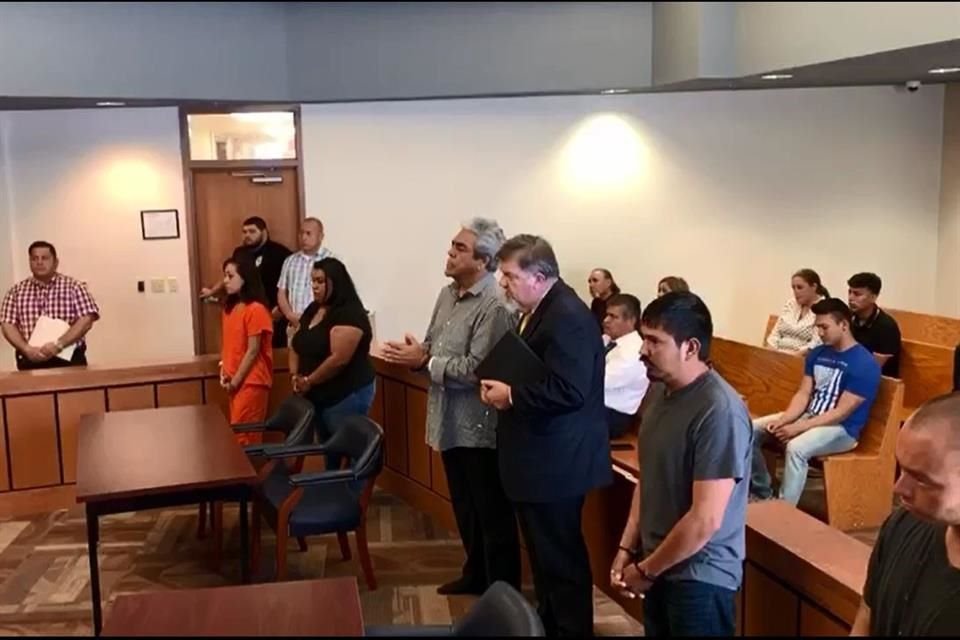 Durante la audiencia, el actor estuvo acompañado de su familia y de su abogado Calixto Villarreal.