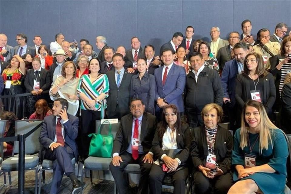 Los senadores de Morena abordarán su agenda para el próximo periodo.