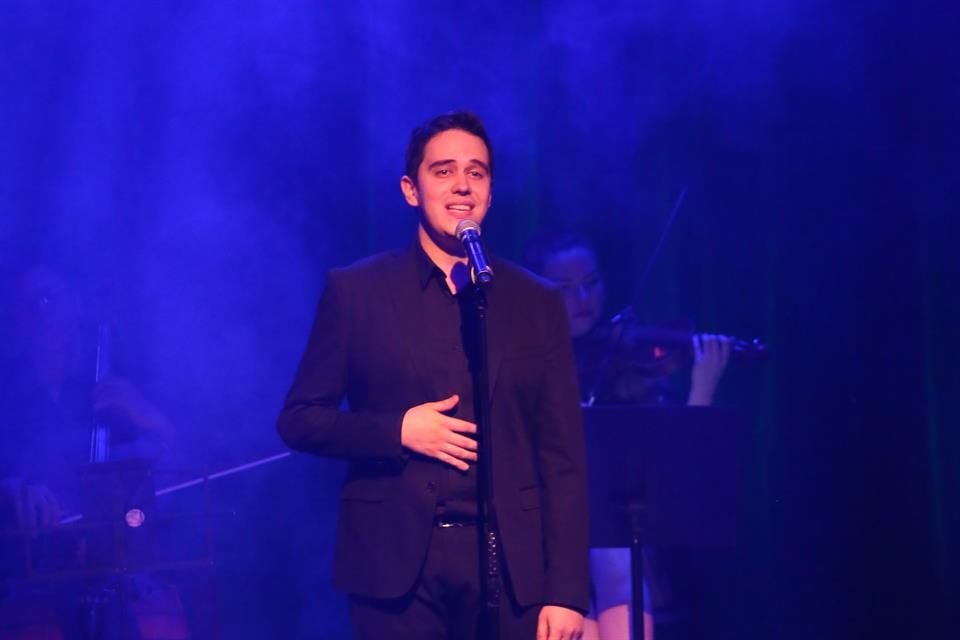 El acústico se llevó a cabo ante 150 personas.