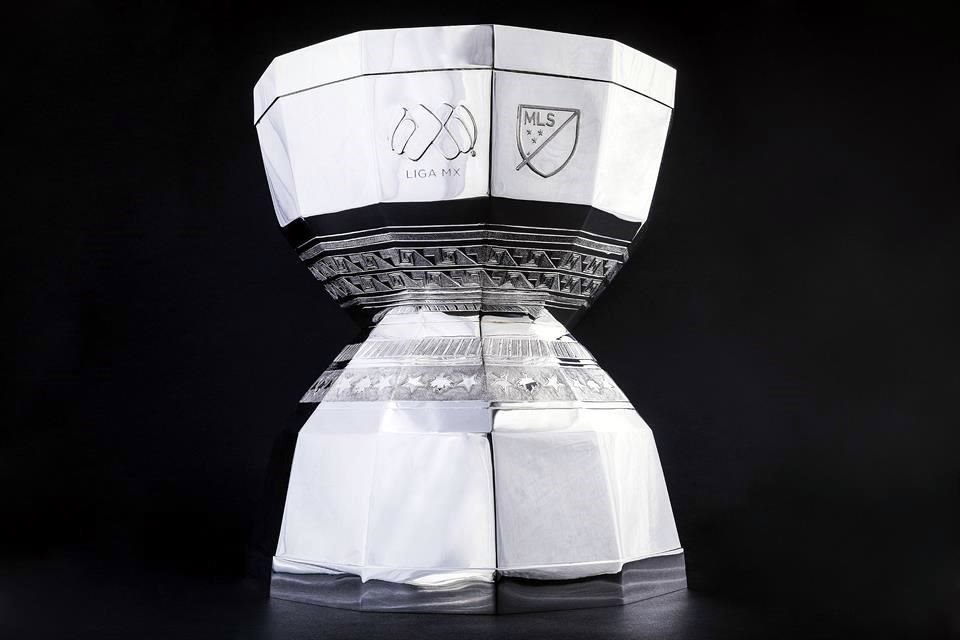 Este es el trofeo que se llevarán Cruz Azul o Tigres.