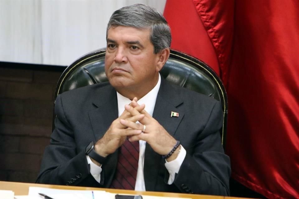 El Secretario General de Gobierno, Manuel González, afirmó estar junto al Gobernador Jaime Rodríguez en la estrategia contra la sanción que se les pretende imponer por los desvíos detectados en el acopio de firmas para la pasada campaña presidencial.