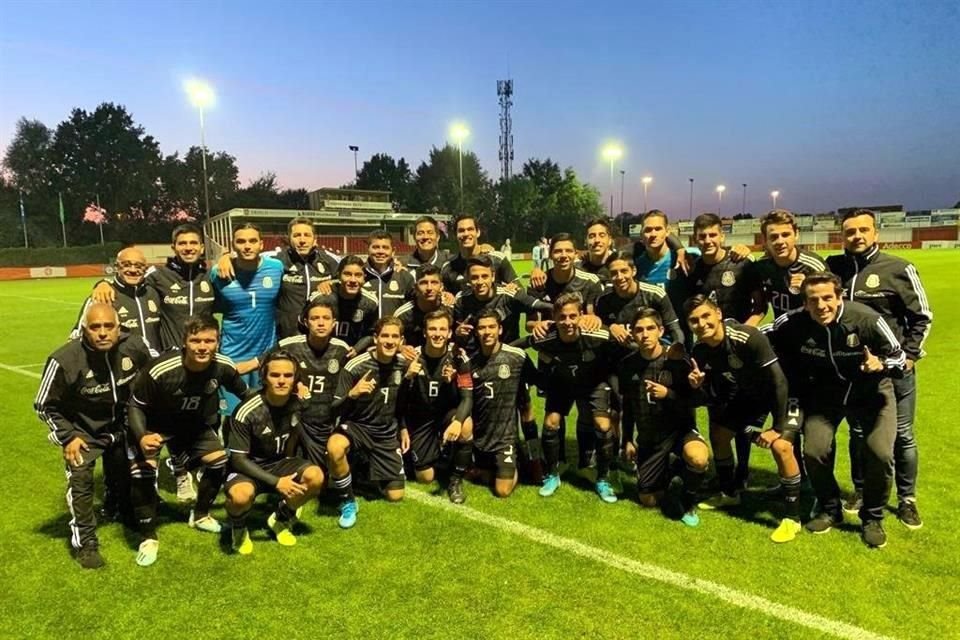 El equipo de 'Chima' Ruiz se consagró campeón en Holanda.