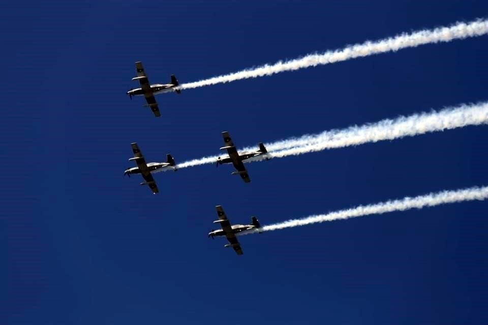 En el ensayo participaron 50 aviones y 22 helicópteros.