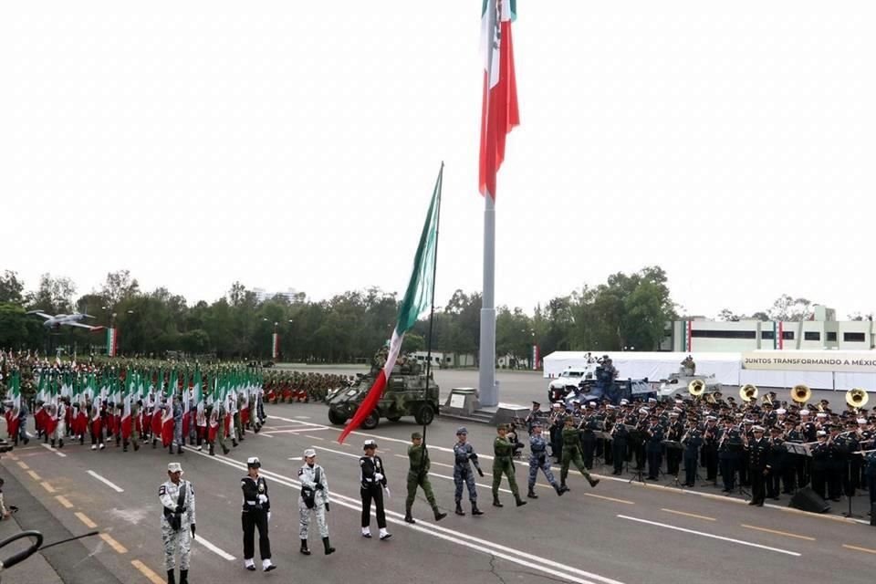 El ensayo se realizó en la explanada principal del Campo Militar 1.