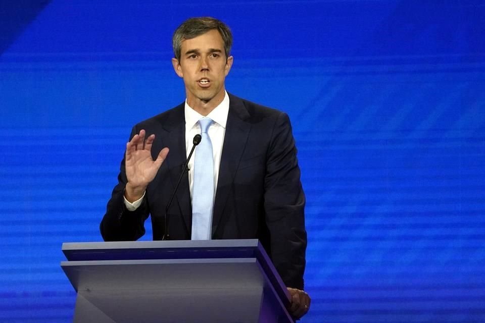 Beto O'Rourke tomó un lugar central al discutir la masacre en El Paso, su lugar natal.