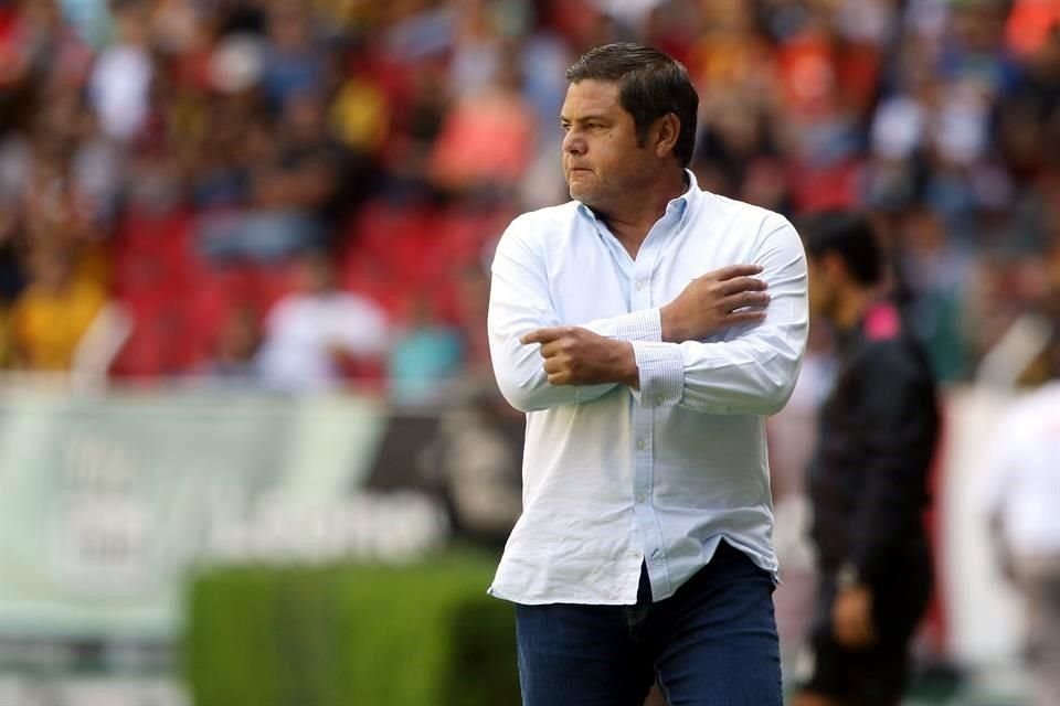 Daniel Guzmán ha dirigido a todos los equipos tapatíos.