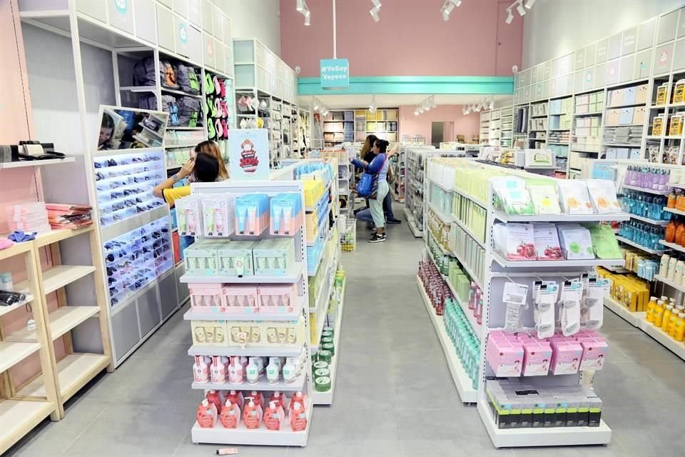 La tienda Yoyoso inaugura formalmente hoy su sucursal de Guadalajara, ubicada en Morelos 440.