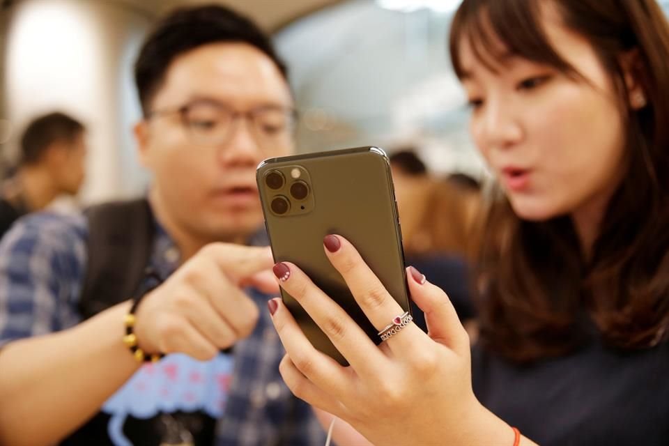 Algunos clientes en China se dijeron preocupados de que el iPhone 11 no estuviese habilitado para las redes de quinta generación.