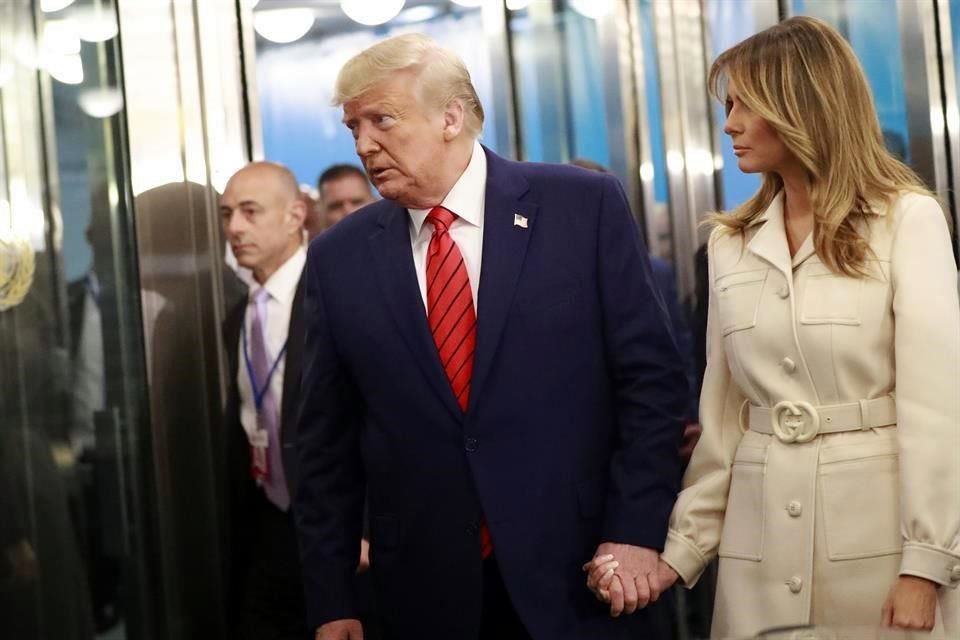 Al llegar a cumbre de ONU, Trump habló con reporteros sobre escándalo de Ucrania.