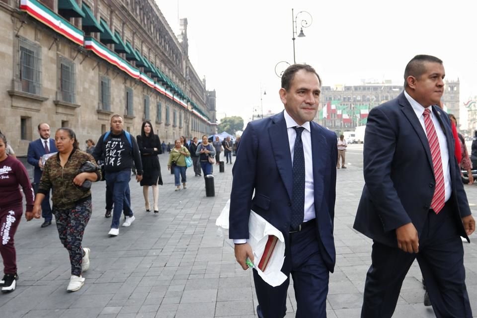 Arturo Herrera compareció ante Diputados para defender las acciones tomadas por el Gobierno federal en lo que va de su gestión.