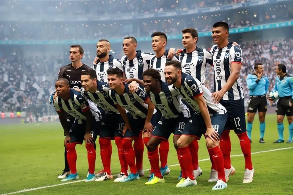 Así saltaron los Rayados al partido.