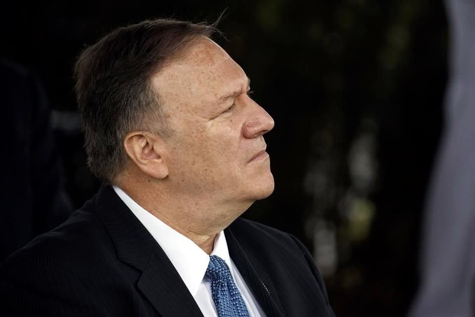 Mike Pompeo confirmó que estuvo presente y escuchó la llamada entre el Presidente Donald Trump y su homólogo ucraniano, Volodymyr Zelensky.