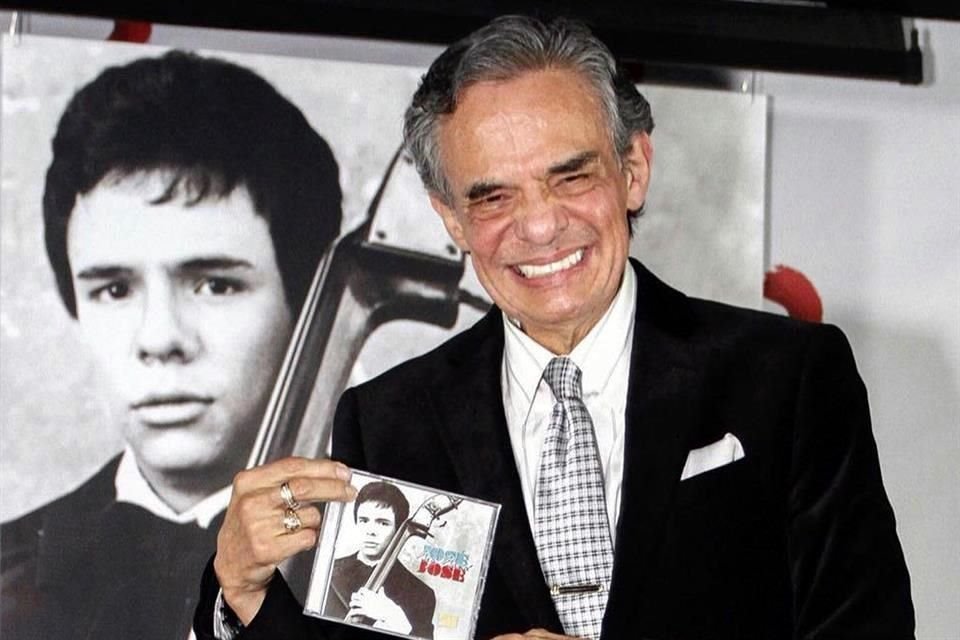 El cantante sería homenajeado en Bellas Artes.