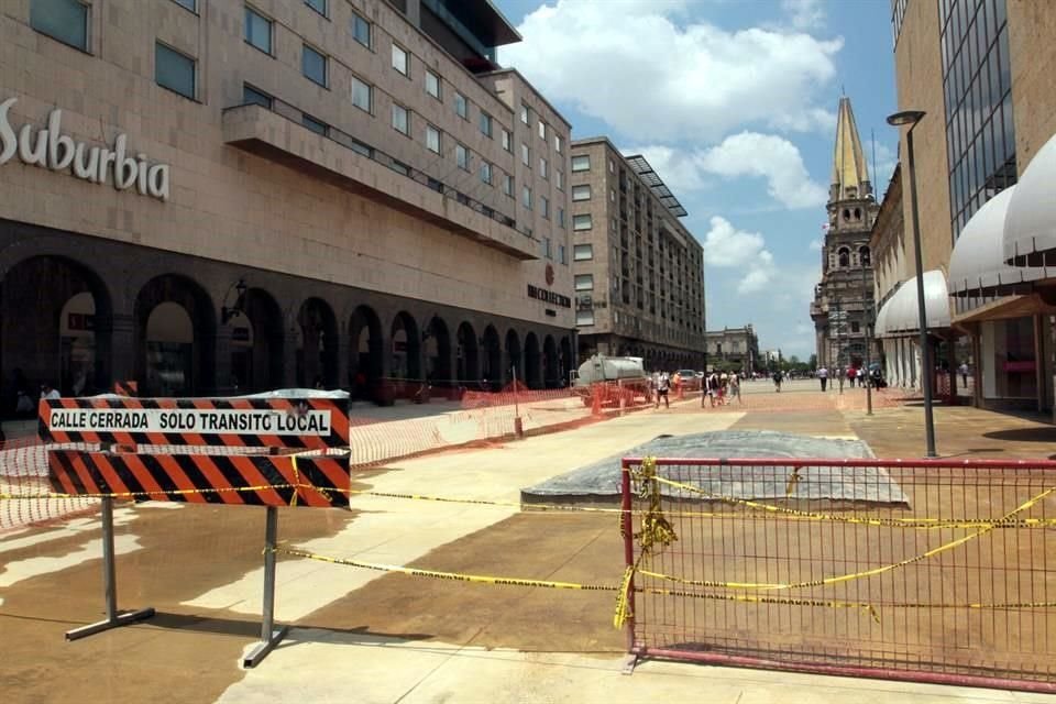 Aspectos de las obras en lo que es el Paseo Alcalde.