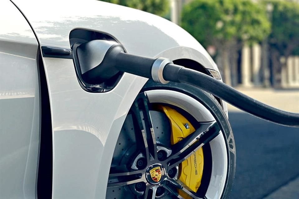 El Porsche Taycan es el primer auto 100 por ciento eléctrico de producción de la alemana.