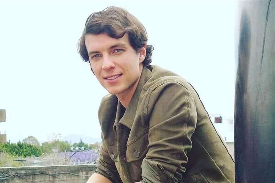 Camilo Blanes Ornelas, hijo de Camilo Sesto, es ahora el heredero universal de los bienes del cantante.