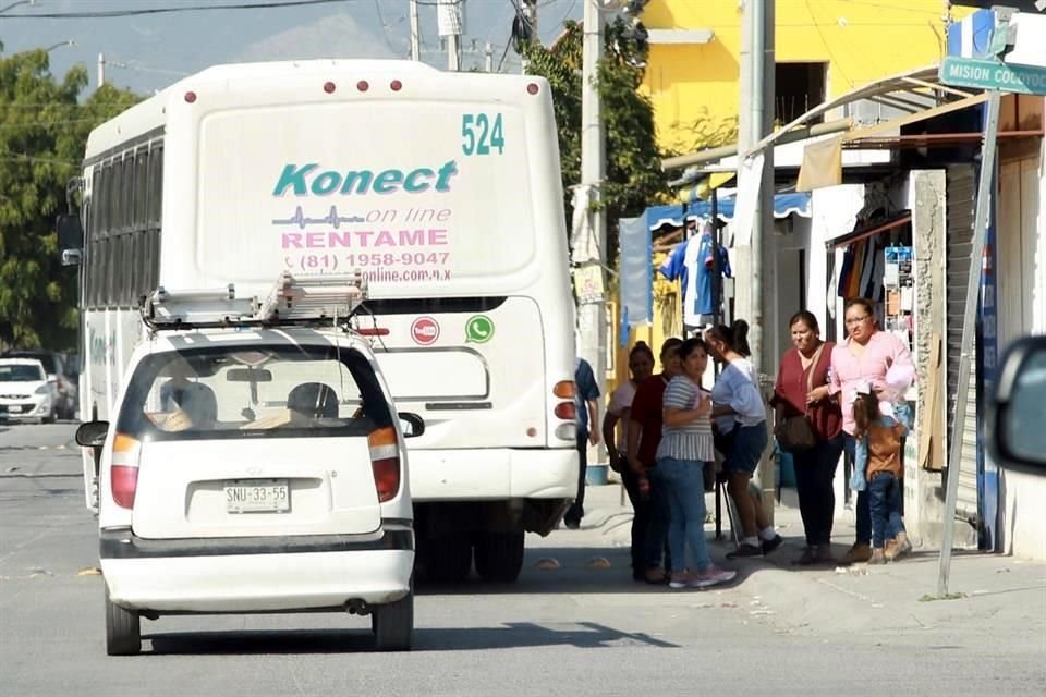 Tras el Informe, algunas personas fueron llevadas la Colonia Misión San Juan, en García.