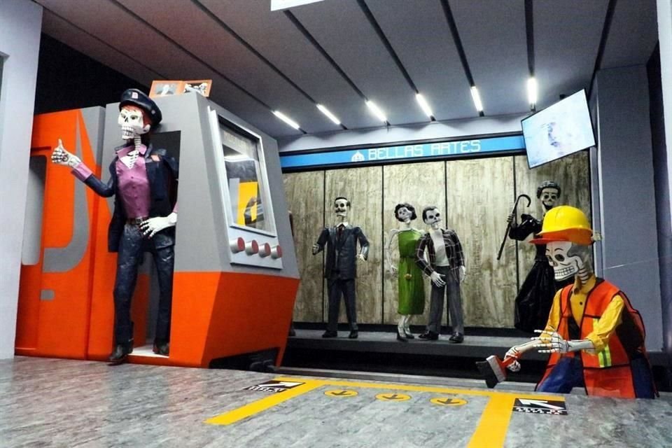 La estampa de sistemas de transporte como el Metro y Metrobús, acompañadas por calaveras de cartonería, rinden un homenaje a arquitectos e ingenieros.