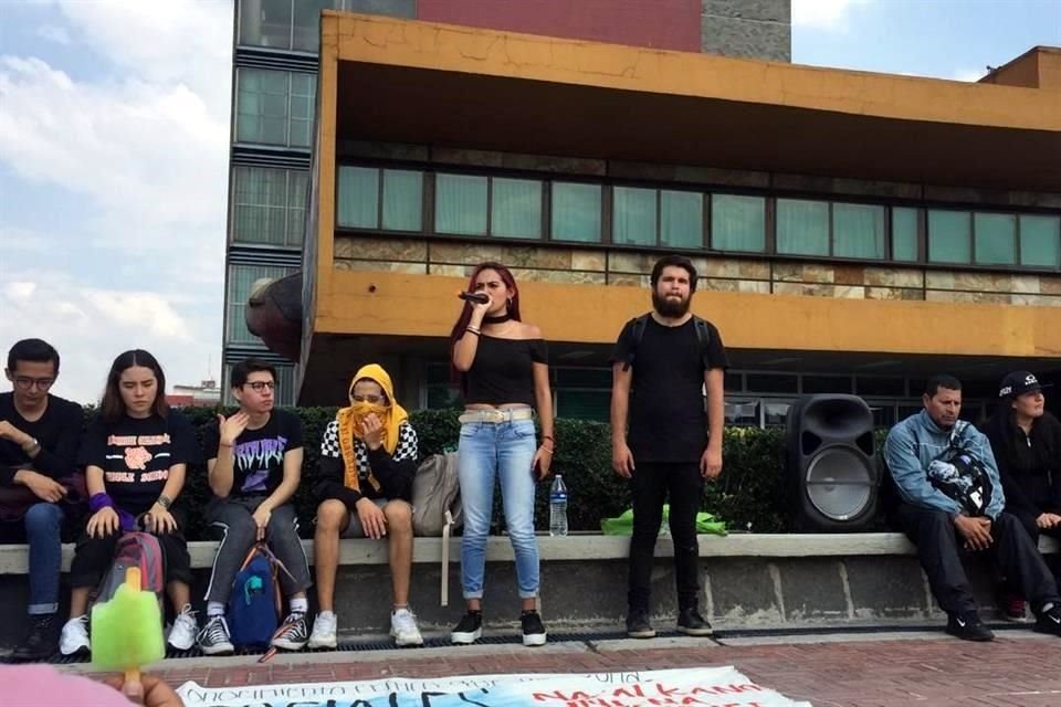 La movilización de los estudiantes partió de la Facultad de Ciencias Políticas.