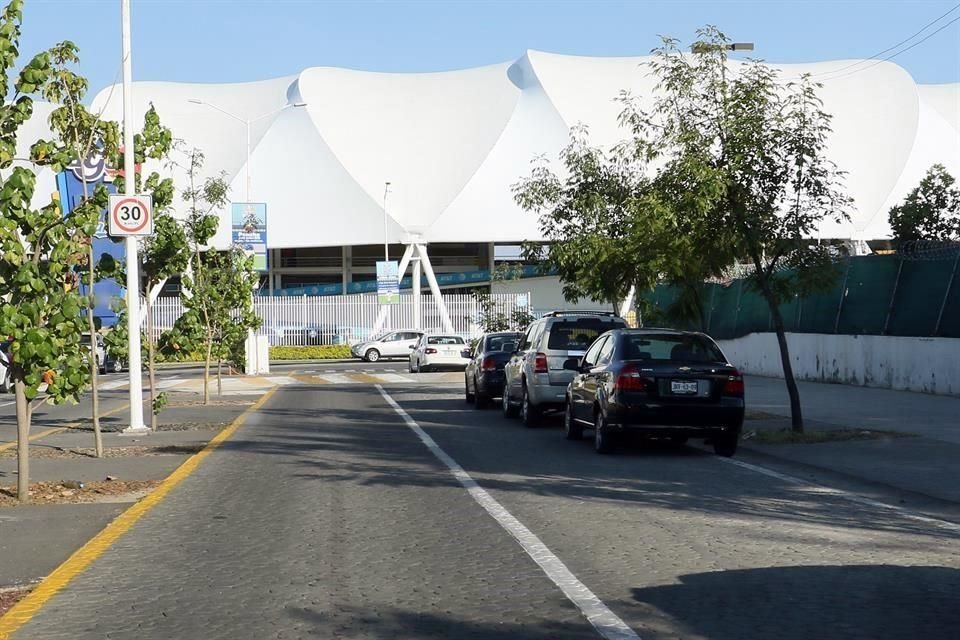 Otra queja es la falta de estacionamiento.