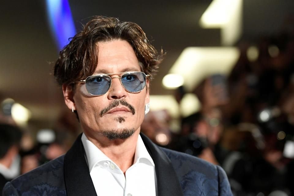 Se espera que en el juicio Depp testifique que no no golpeó a su acusante, sino que tuvo un enfrentamiento verbal con él tras haberlo visto actuando violentamente contra una mujer.