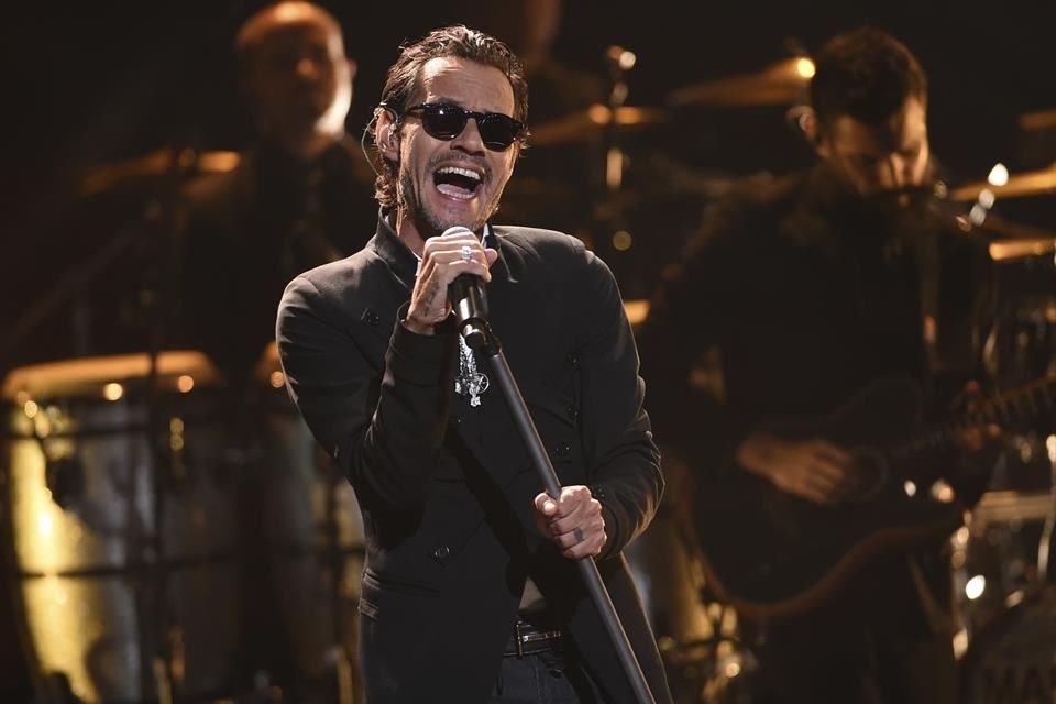 Marc Anthony hizo un homenaje al 'Príncipe de la Canción'.