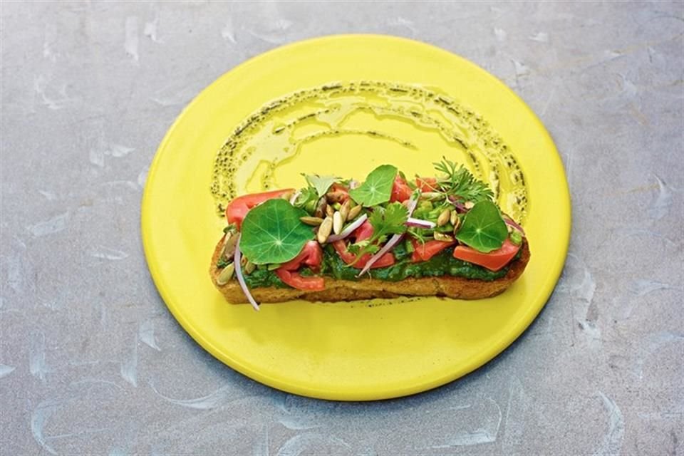 El concepto está vinculado con la naturaleza: el nombre viene de una flor exótica, muy singular, como la cocina de este restaurante, en la que cada platillo es único.