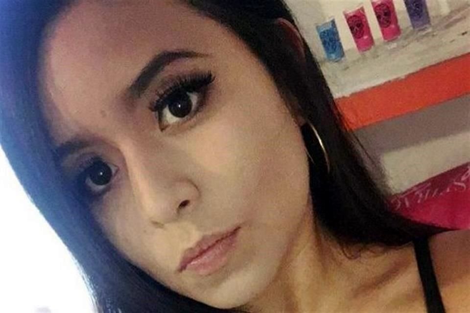 La Fiscalía continúa analizando las cámaras de seguridad del edificio Mulbar, lugar donde Atzhiri fue encontrada sin vida.