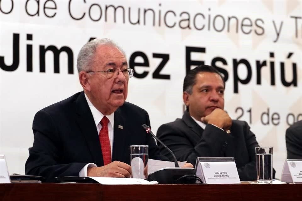 Javier Jiménez Espriú, secretario de comunicaciones y transportes comparece ante la comisión de comunicaciones y transportes del Senado