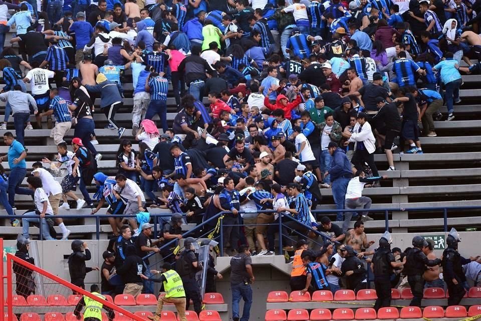 La barra del Atlético San Luis es sinónimo de la bronca en el Alfonso Lastras ante la afición de Gallos Blancos.