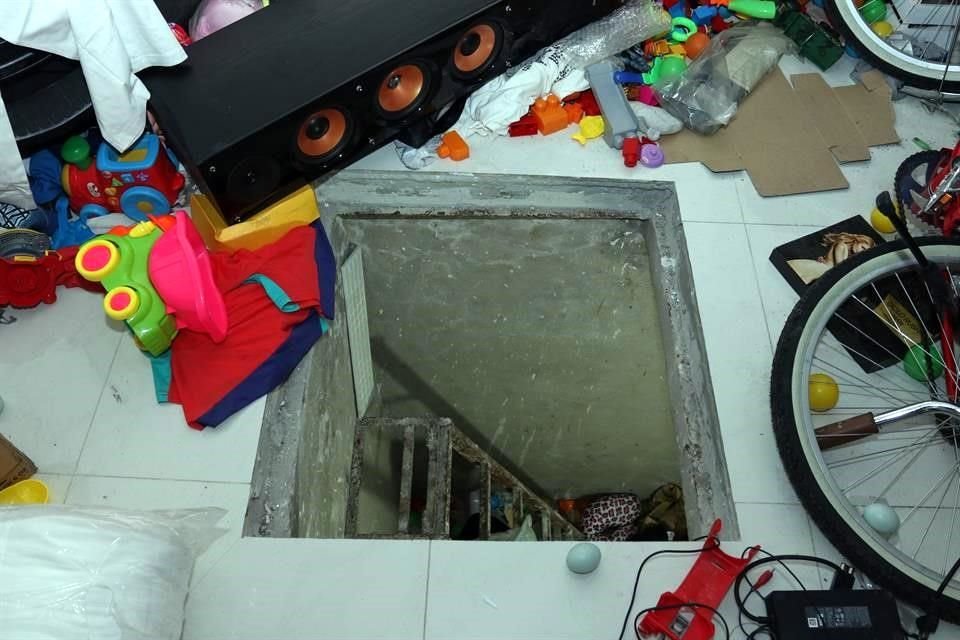 En uno de lo domicilios donde presuntamente habitaba el líder de la Unión, conocido como 'El Lunares', fue encontrada una habitación llena de juguetes