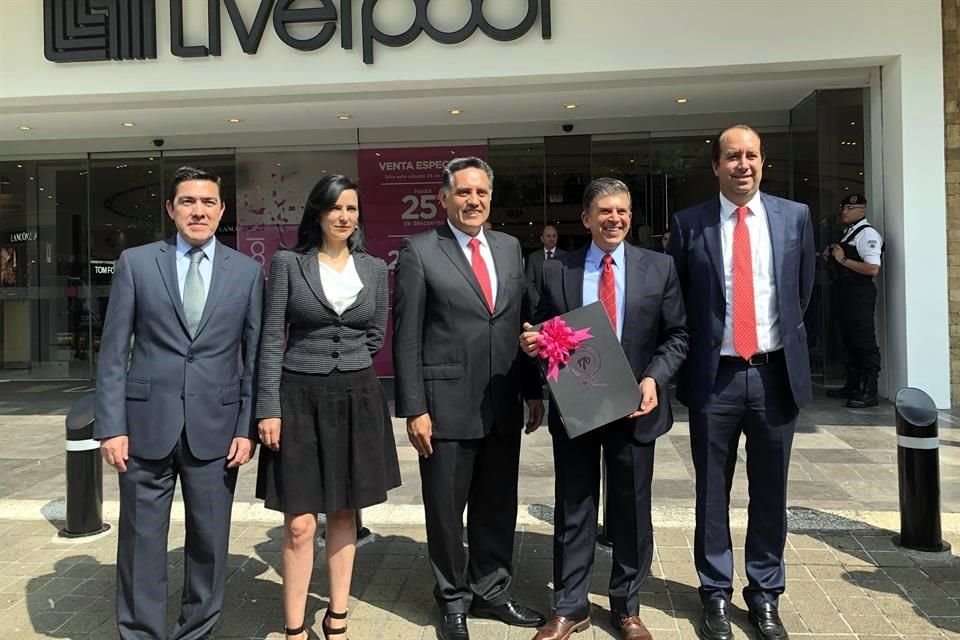 Graciano Guichard González, CEO de Liverpool, prevé tener mejores resultados de ventas en Suburbia hacia el final del año.