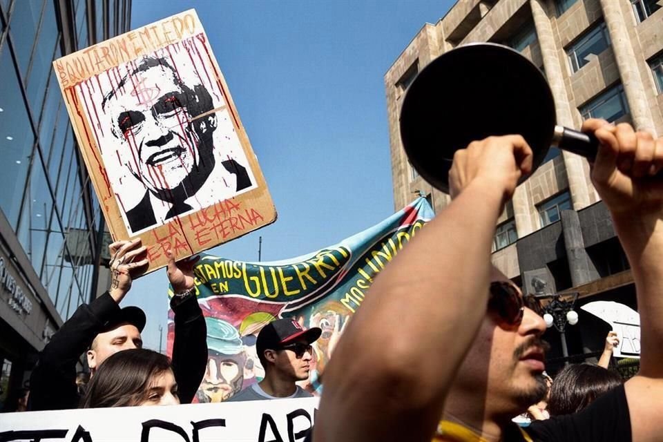 Durante la movilización de este viernes, los manifestantes pidieron la renuncia del Presidente chileno, Sebastián Piñera.