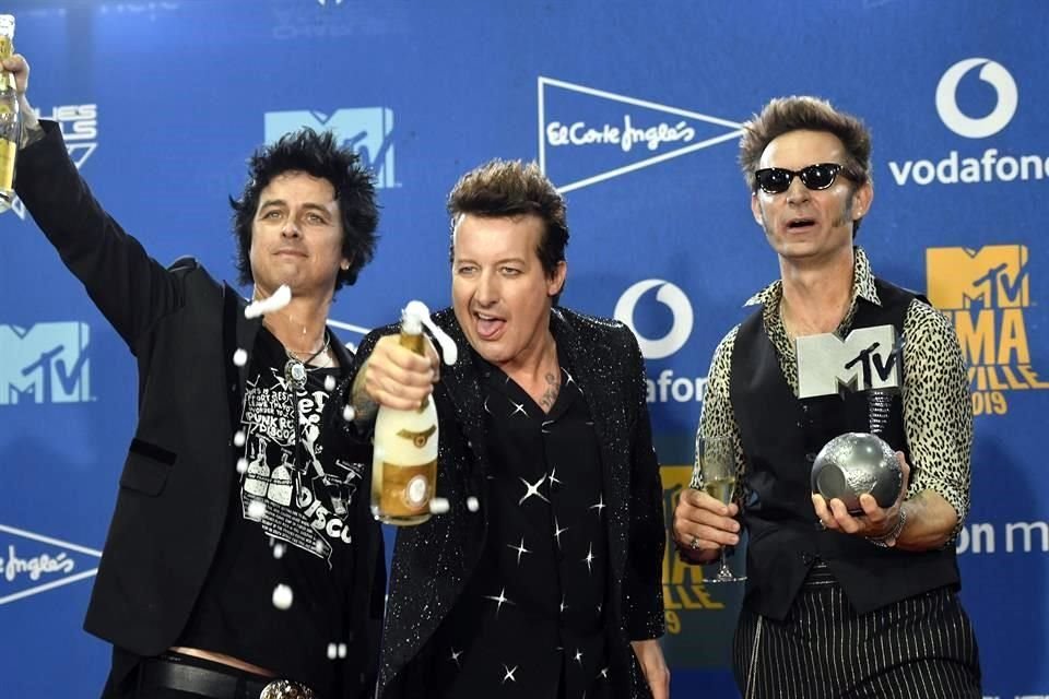 El grupo Green Day se adjudicó el premio MTV EMA en la categoría de Mejor Artista Rock.