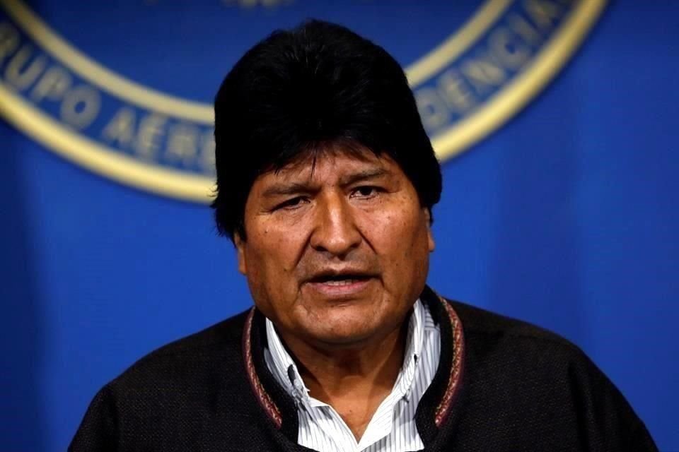 El Presidente de Bolivia anunció que renunciaría a su cargo, luego de acusar una conspiración para sacarlo del poder.