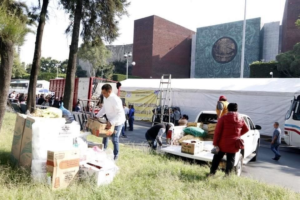 Los inconformes llegaron a la zona desde la madrugada.