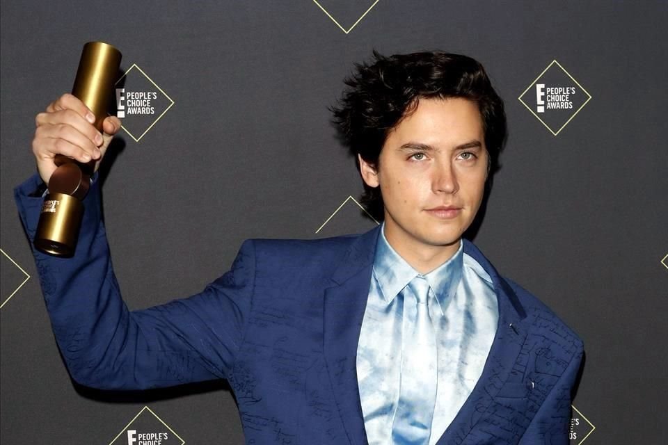 Cole Sprouse recibió el premio Estrella de una Película de Drama por 'Five Feet Apart'.