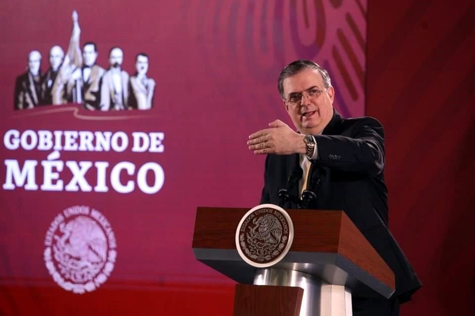 El Canciller Marcelo Ebrard en conferencia de prensa en Palacio Nacional.