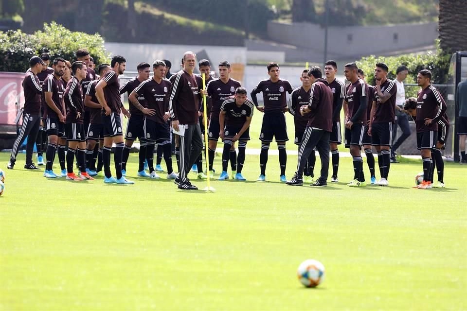 'Tata' suma un título de Copa Oro con el Tri.
