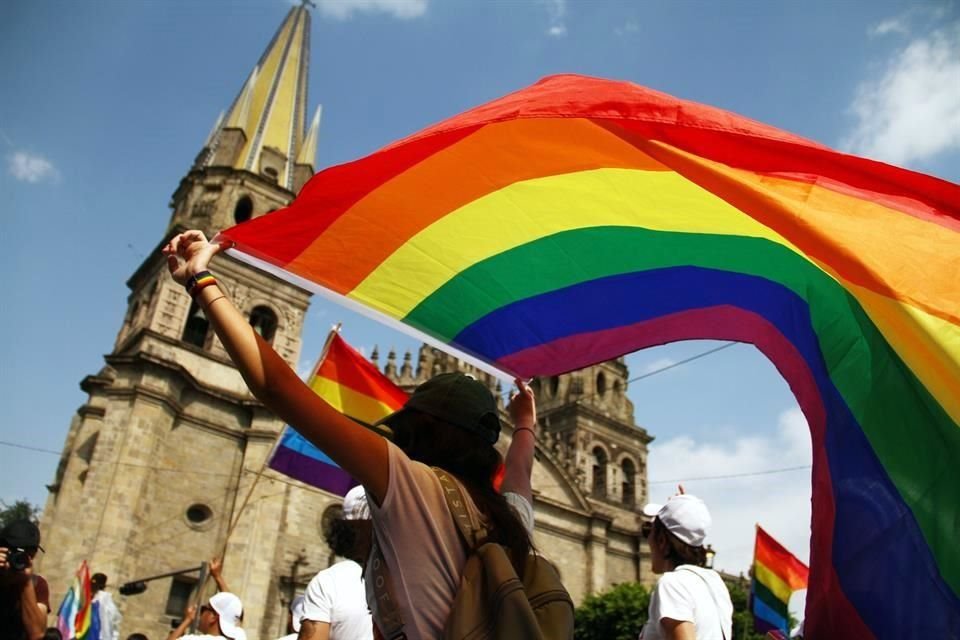 La coordinación atenderá a gays, lesbianas, bisexuales, transexuales, transgénero, travesti y otras personas LGBTTTI+.