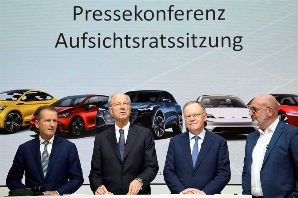 Hasta 2029, VW planea introducir hasta 75 modelos totalmente eléctricos, en comparación con un pronóstico anterior de aproximadamente 70.