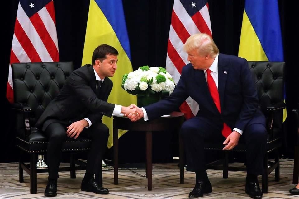 Trump felicitó a Zelensky en la primera llamada, realizada en abril.