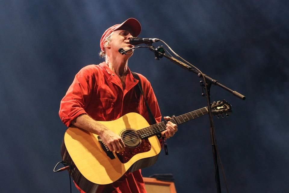 Fran Healy comandó el show de Travis.