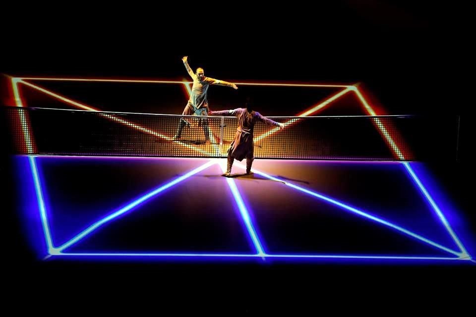 Previo a la participación de Farruko se realizó un show de danza.