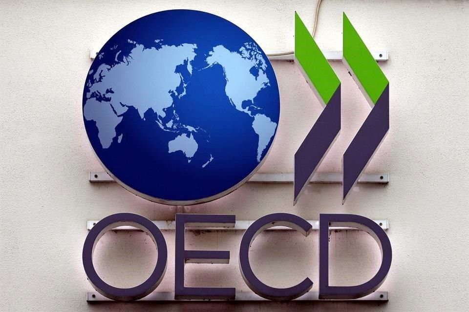 La OCDE aumentó a 3 por ciento del PIB su previsión de crecimiento mundial para 2023.
