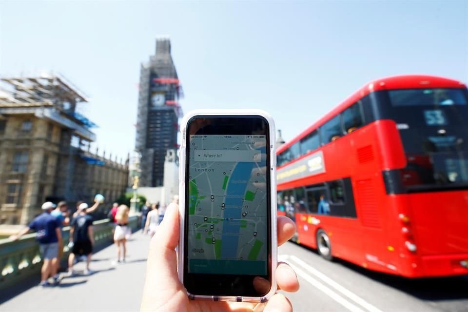 Los conductores deberán pasar una prueba llamada 'The Knowledge', que consiste en memorizar todas las calles del centro de Londres, en un radio de 10 kilómetros.