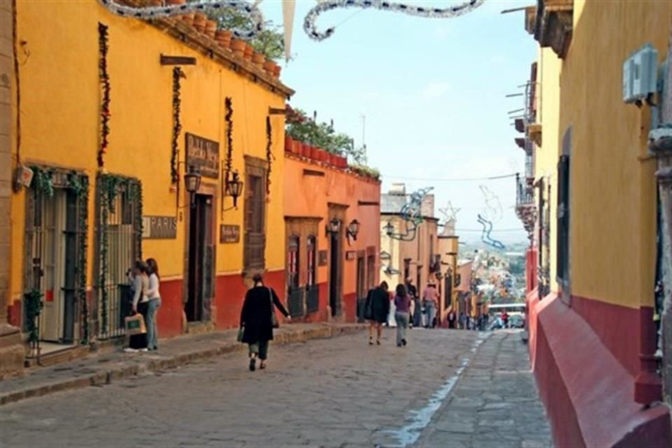 San Miguel de Allende, Guanajuato, es uno de los destinos que gusta a los adultos mayores para visitar. 